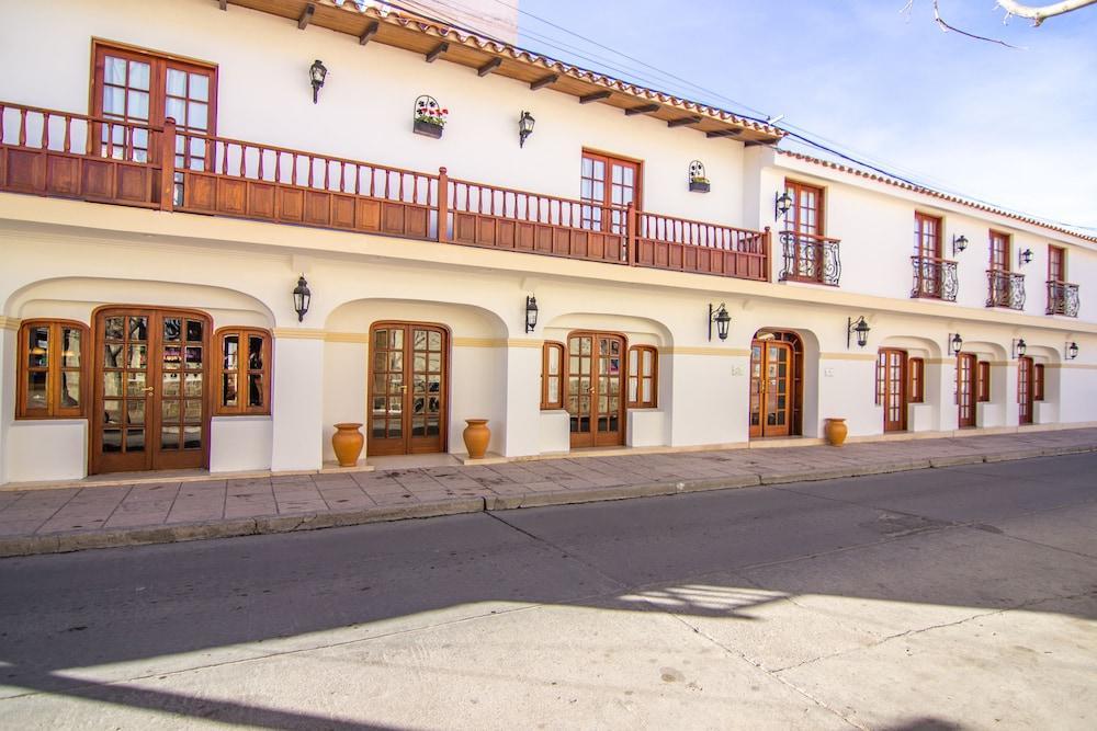 Hotel Asturias Cafayate Kültér fotó