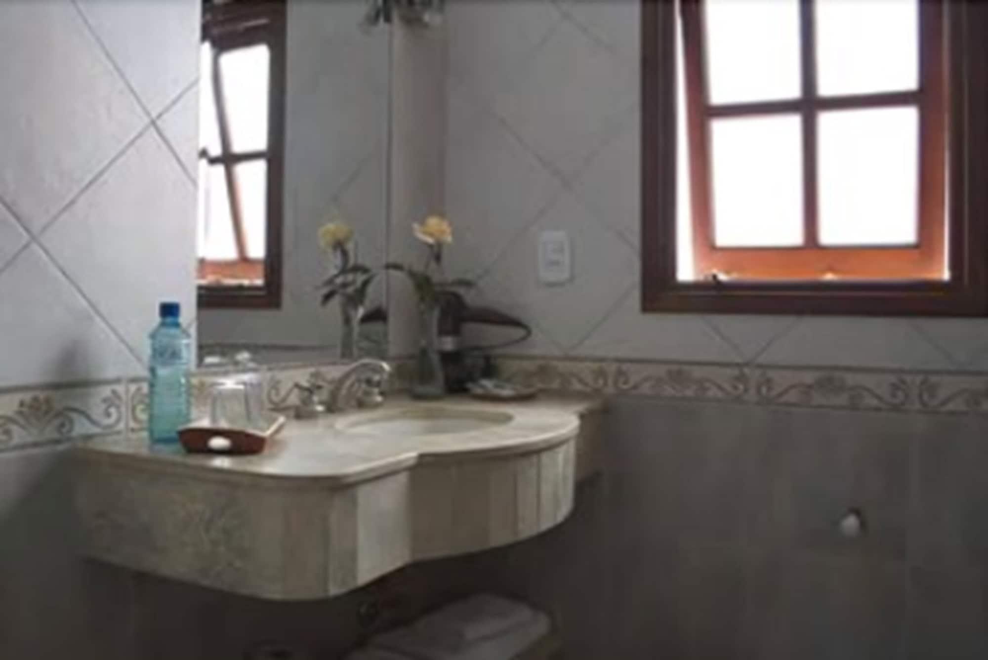 Hotel Asturias Cafayate Kültér fotó