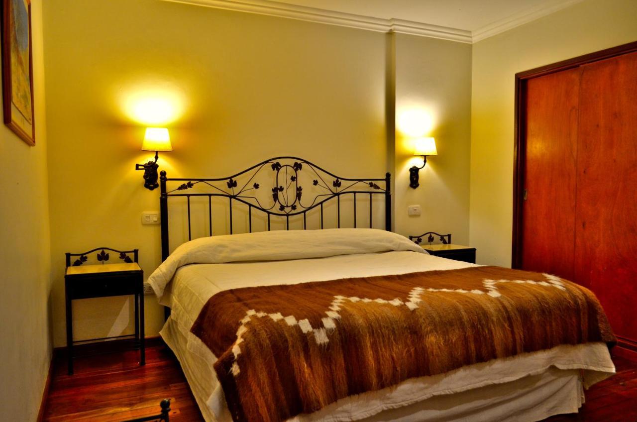 Hotel Asturias Cafayate Kültér fotó