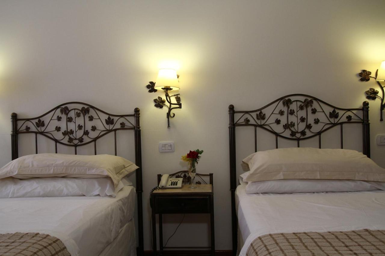 Hotel Asturias Cafayate Kültér fotó