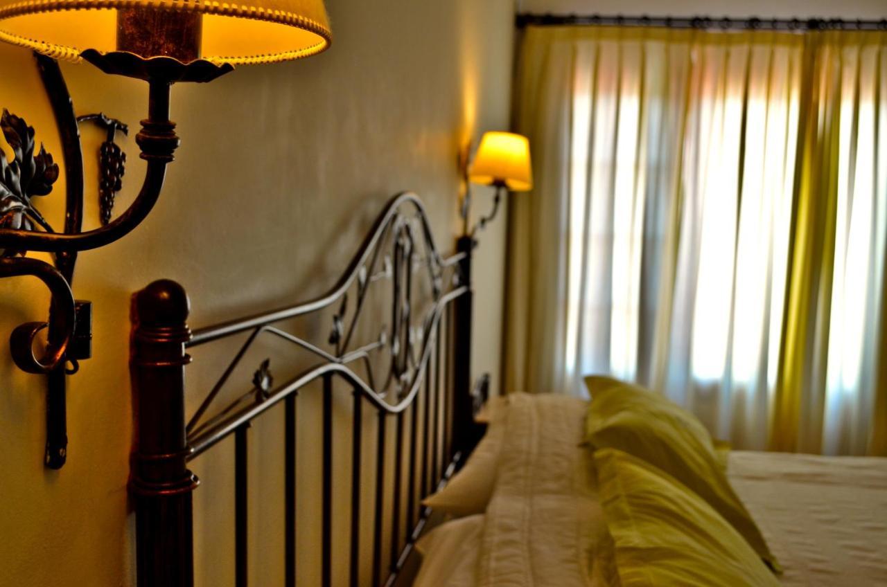 Hotel Asturias Cafayate Kültér fotó
