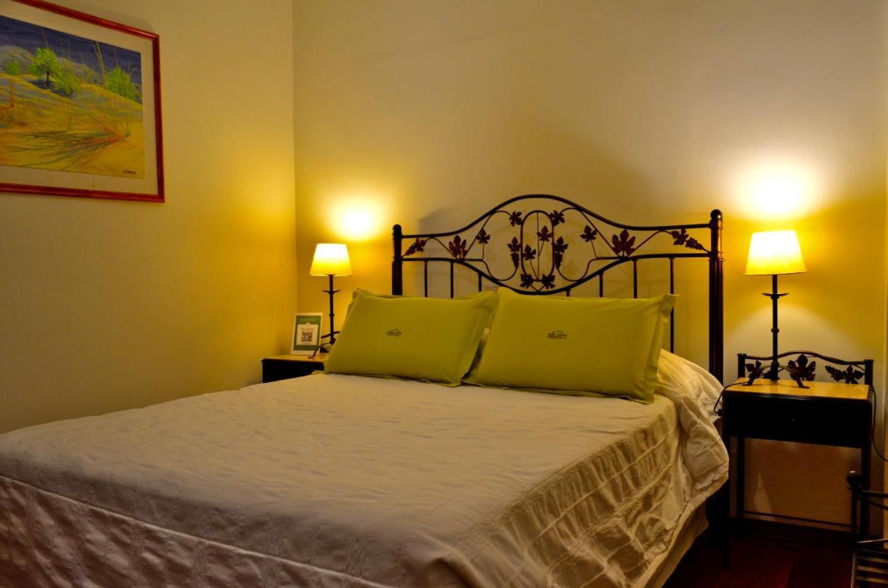 Hotel Asturias Cafayate Kültér fotó